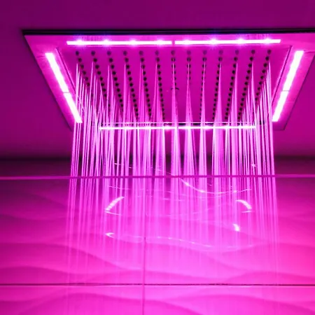 Konukevi La Luce Di 4*